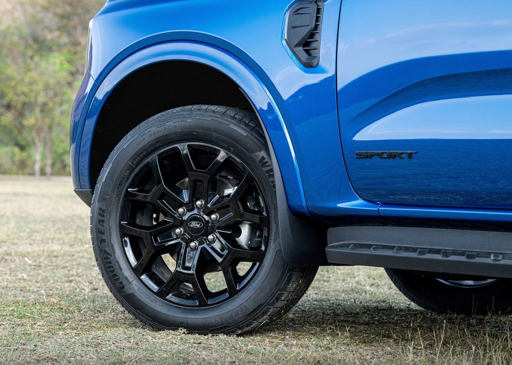 lazang ford everest sport 2023